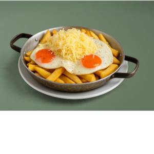 3 αυγα τηγανητά με πατατούλες